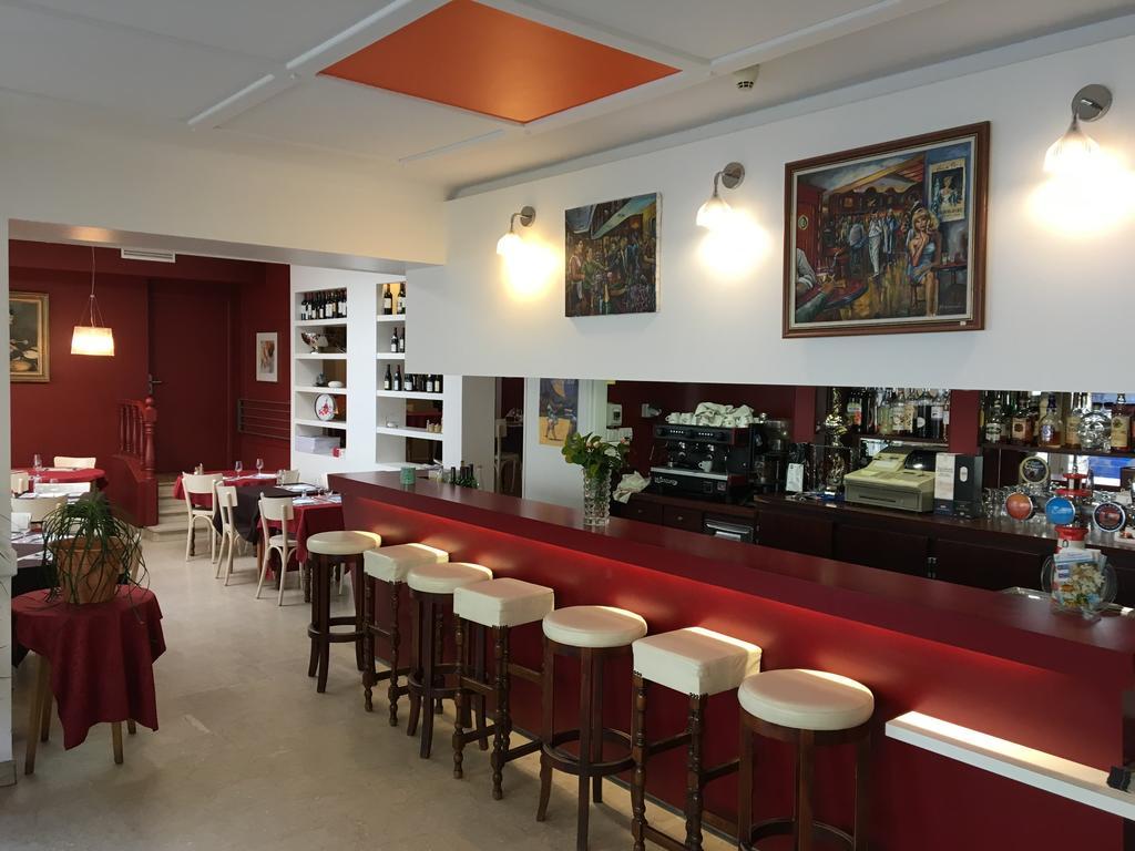 Restaurant Les Oceanides Hotel